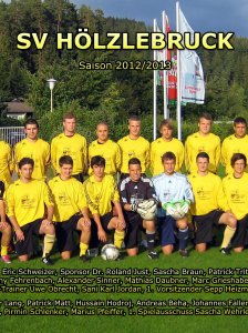 2012-13 1.Mannschaft mit Ballsponsoren