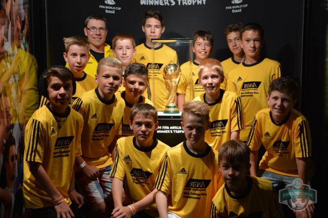 2014/15 D1 mit WMPokal